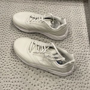 Brooks Addiction Walker, new in box, women’s size 2E, extra wide